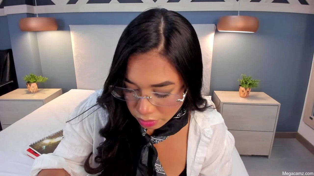 Emilyzahar