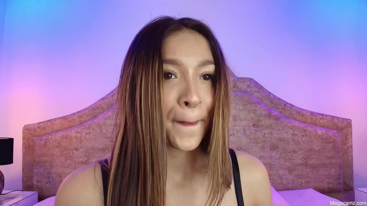 Victoria_adams14