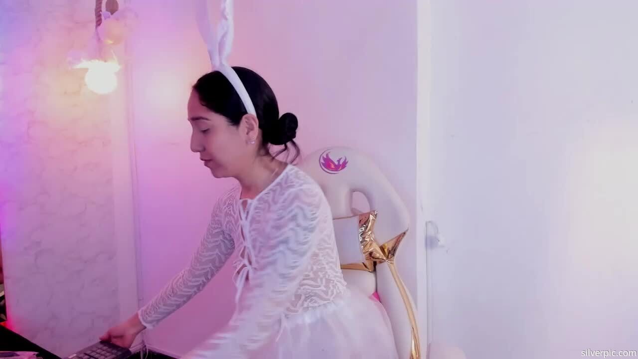 Purple_maddie