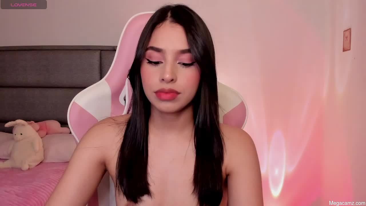 Mia_johnsonll