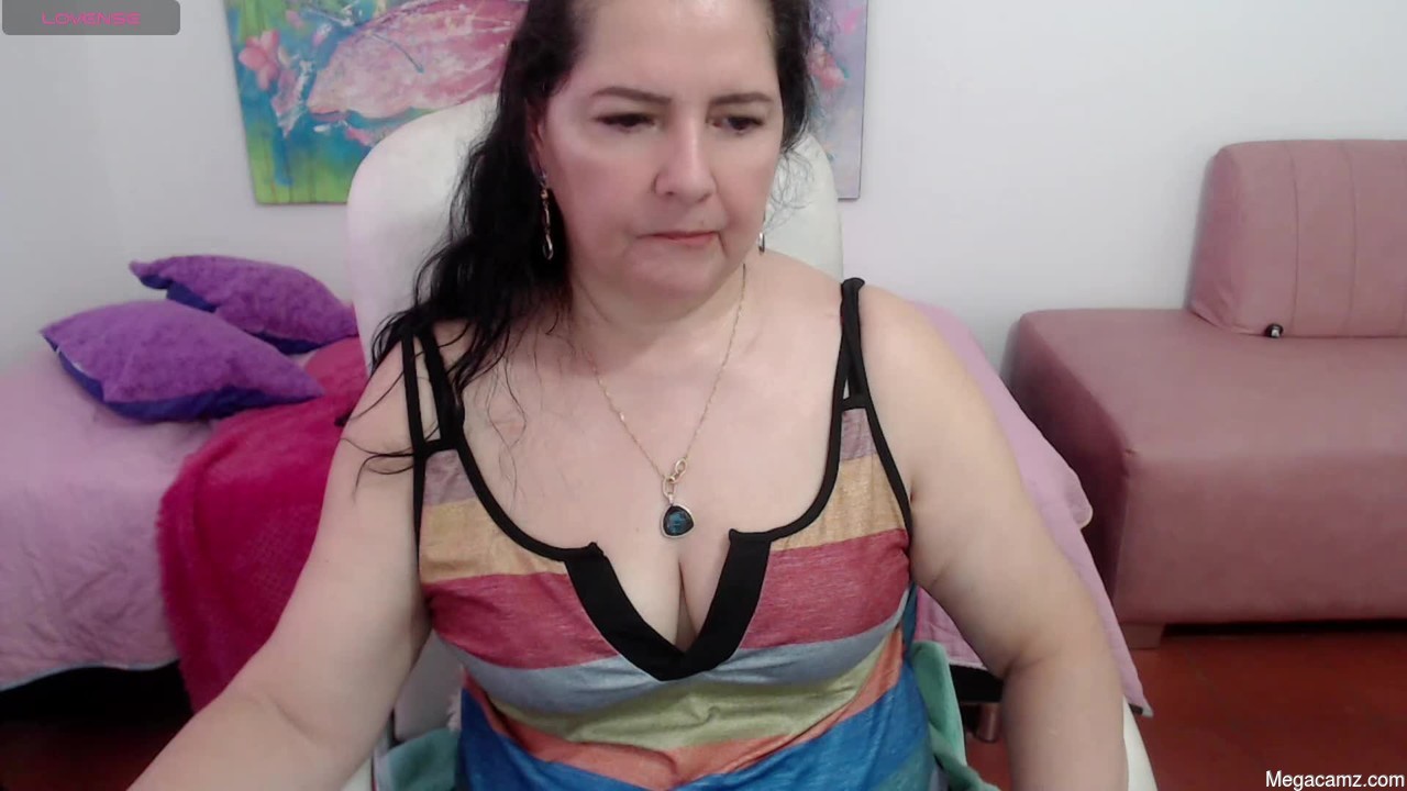 Leonela_69