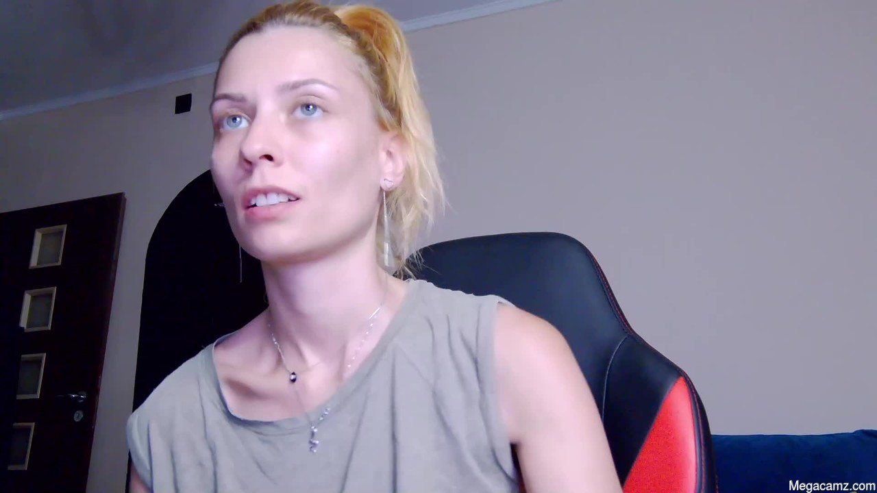 Karoline121