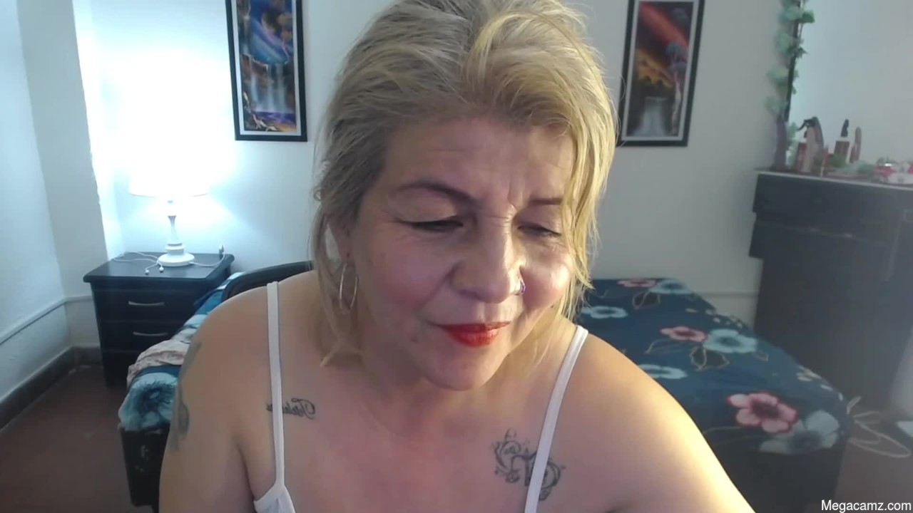 Adela_danger