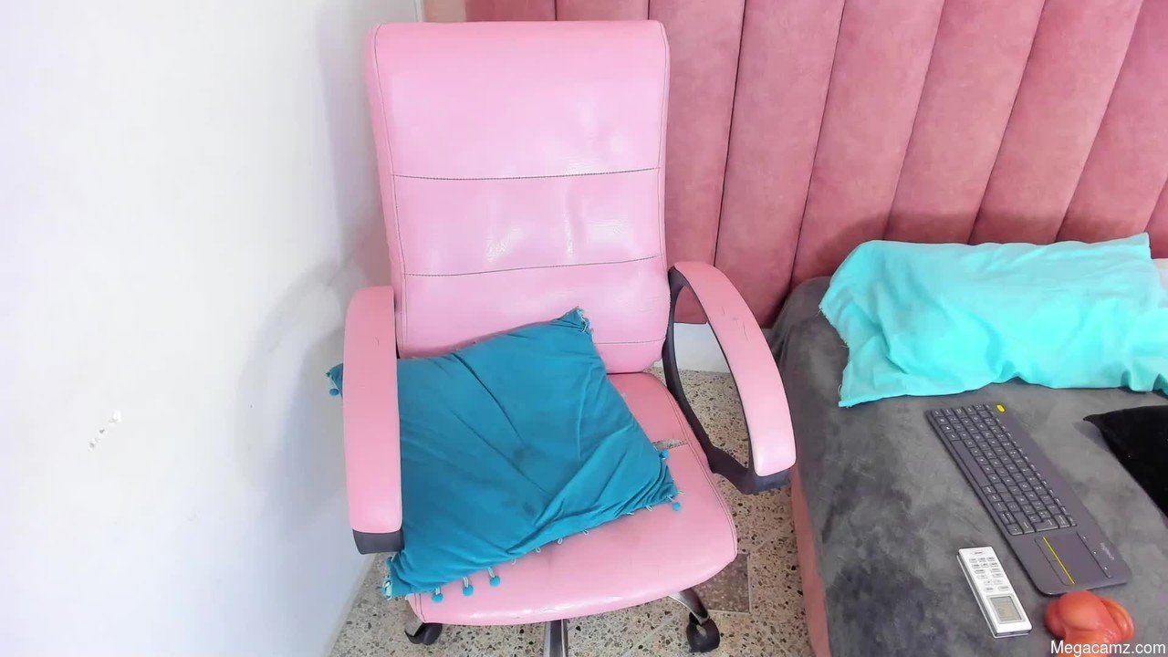 Nicolesteelee