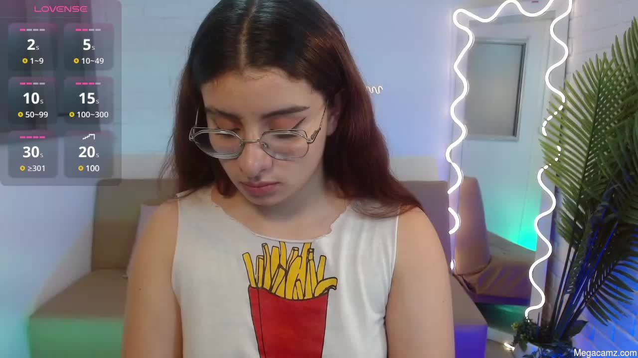 Naomy_tay1