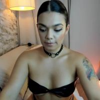 Emaluna_