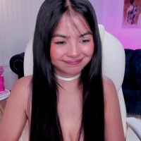 Layla_breezee_