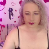 Sofiacurvy45