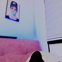 Leila_petitee