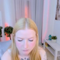 Laly_peach