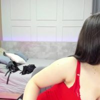 Kylie_mellow