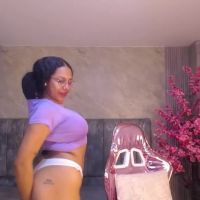 Zhara_rose_sub