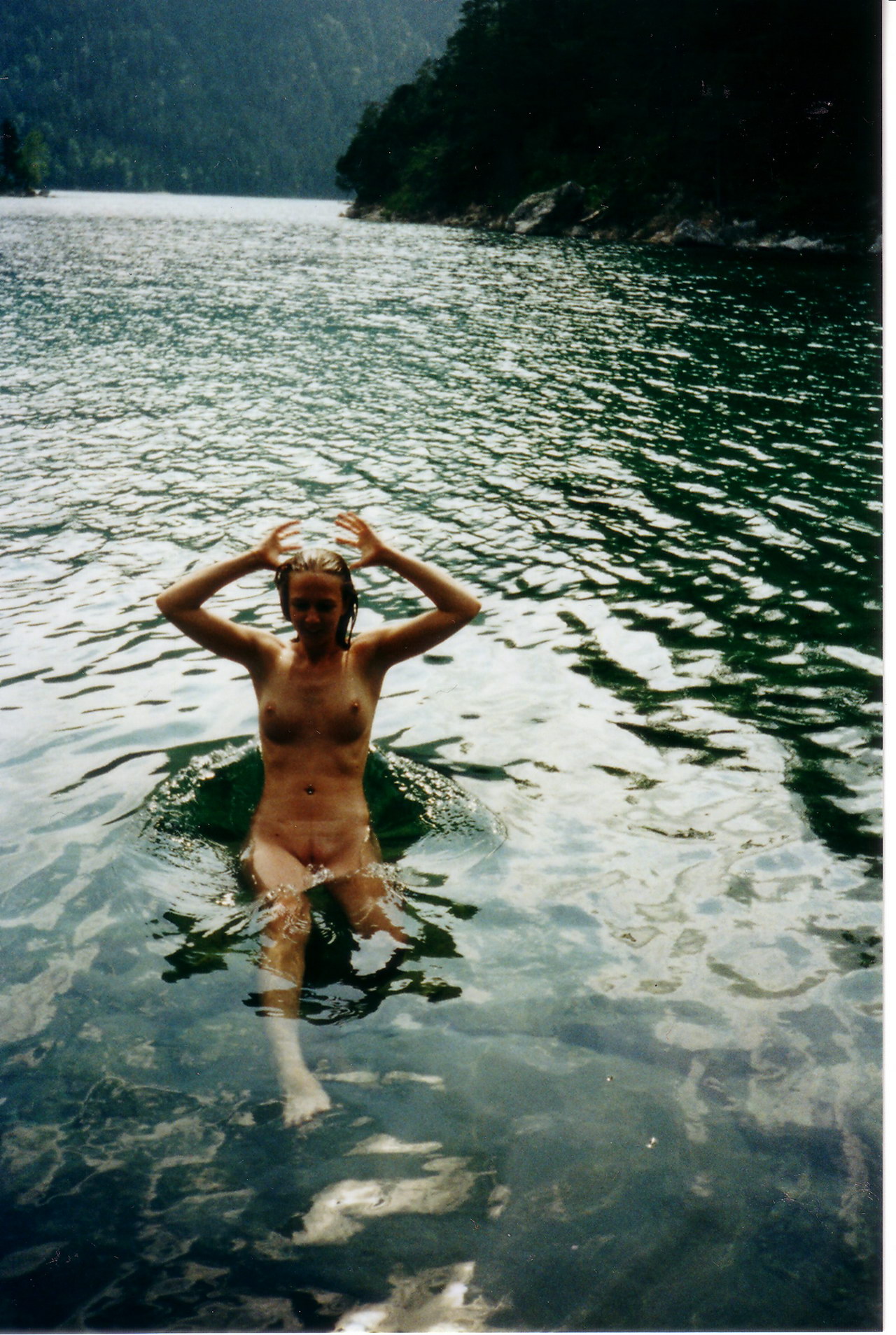 t1136_17.jpg