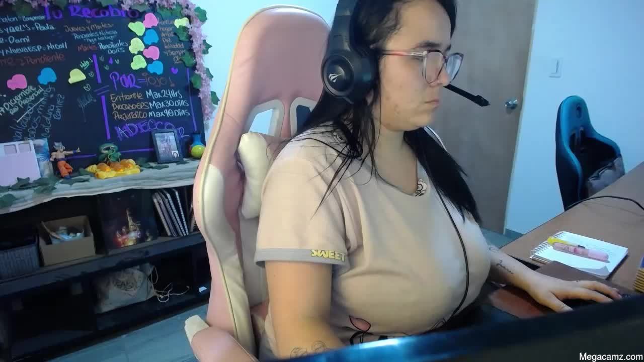 Emma_evans07