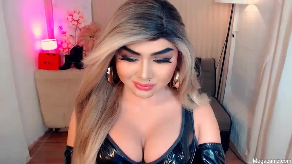Luxsasha