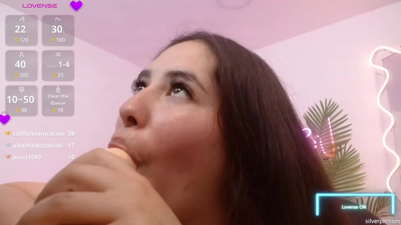 Lauxury_tay