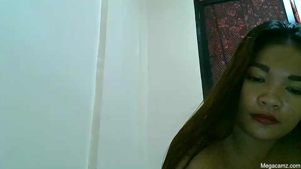 Urwildasian_girl