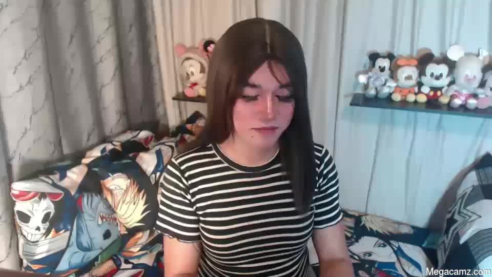 Desirable_lorinexx
