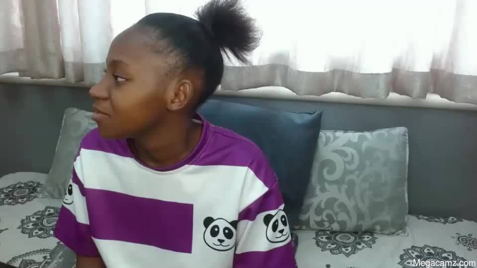Tiny_sparklesxx