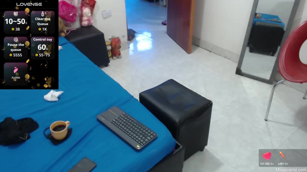 Laura_foxx2379