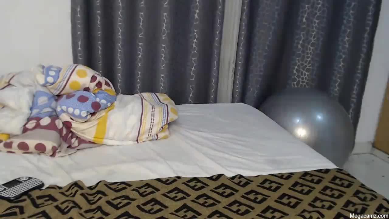 Hugeasshottie