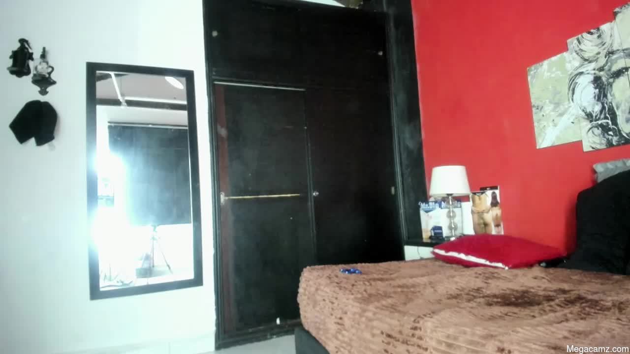 Kendra_hot1x