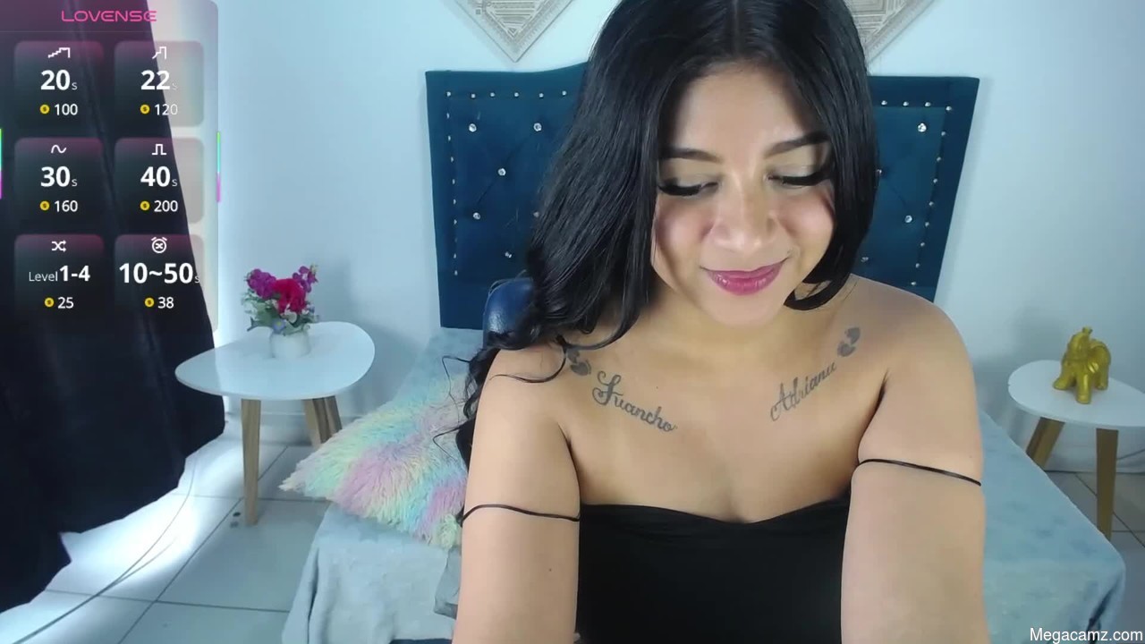 Ariana_f_w