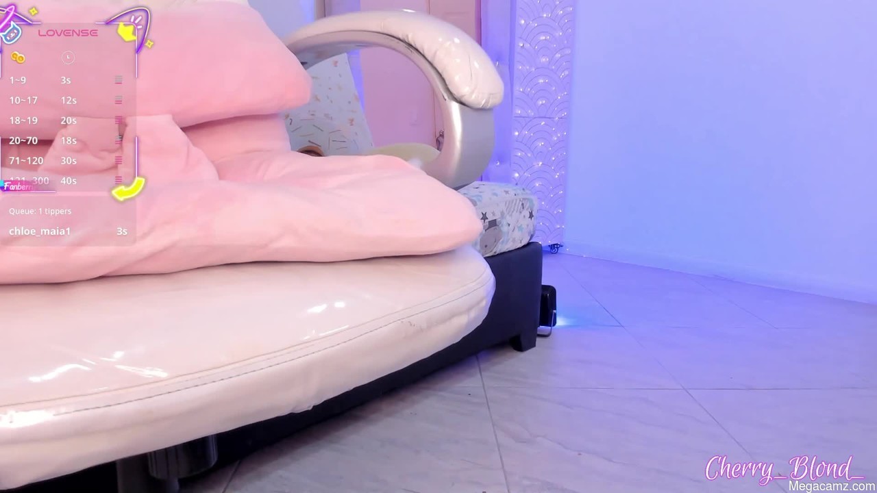 Cherry_blond_