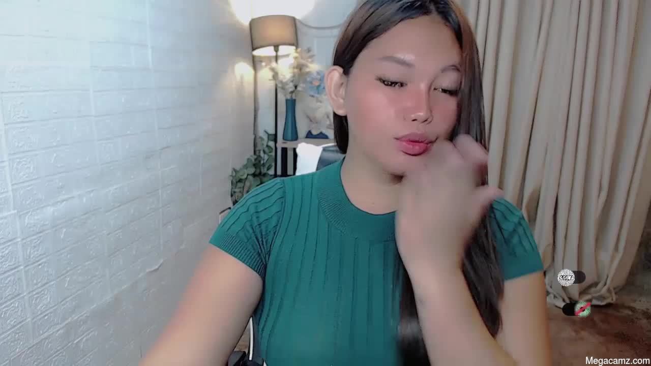 Urasiangirl_megan