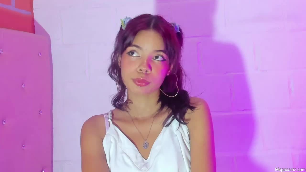Bella_monroe_18