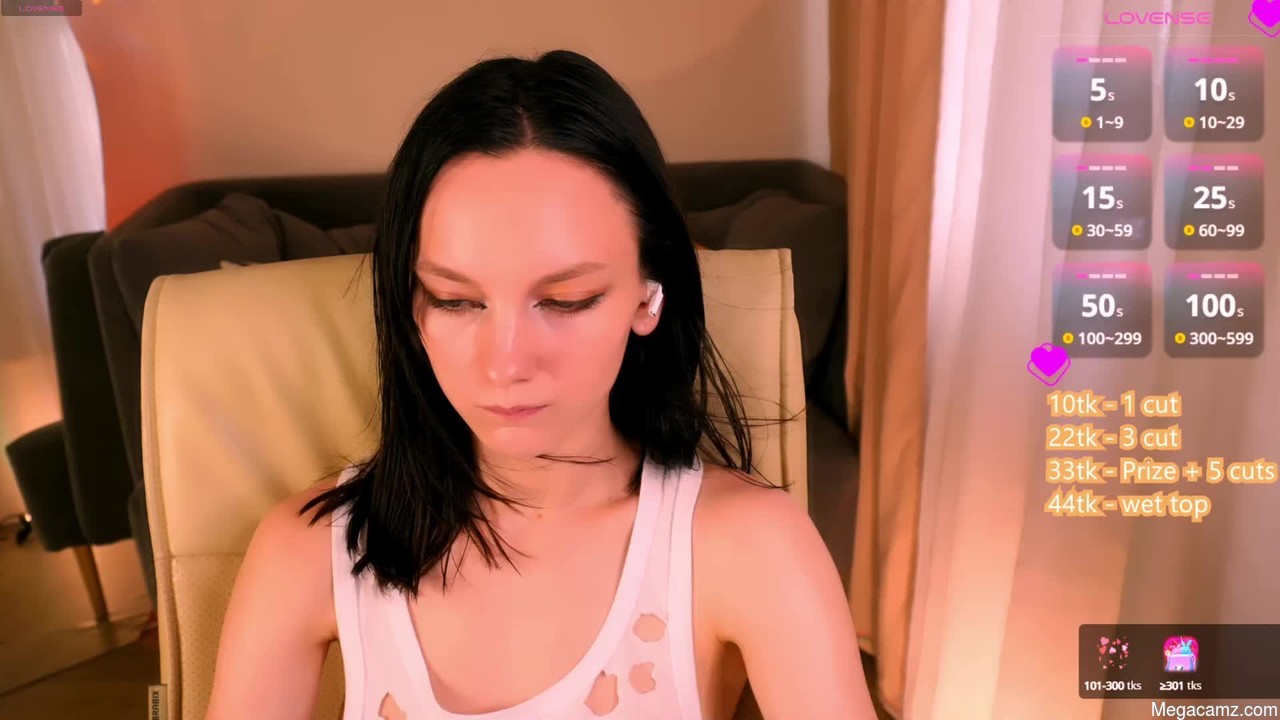 _miss_mira_