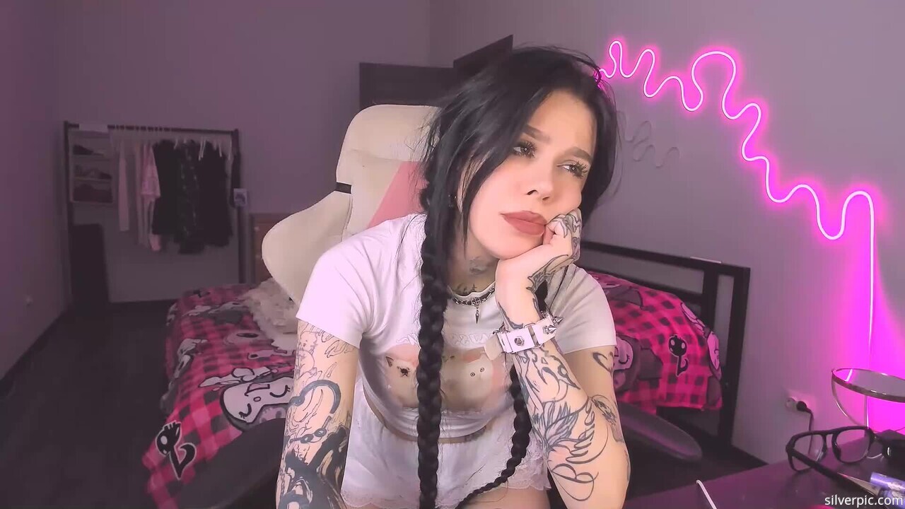 Gothic_ema